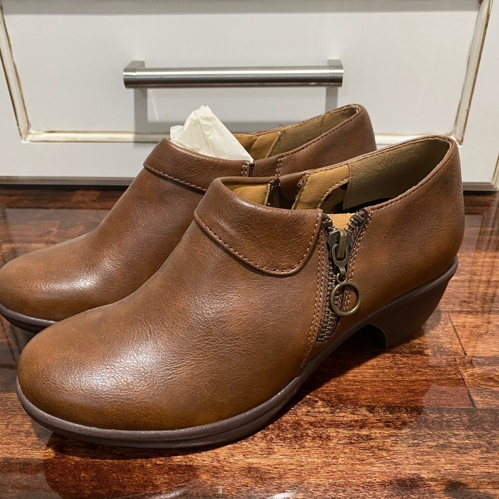 Elegant Brown Ankle Booties